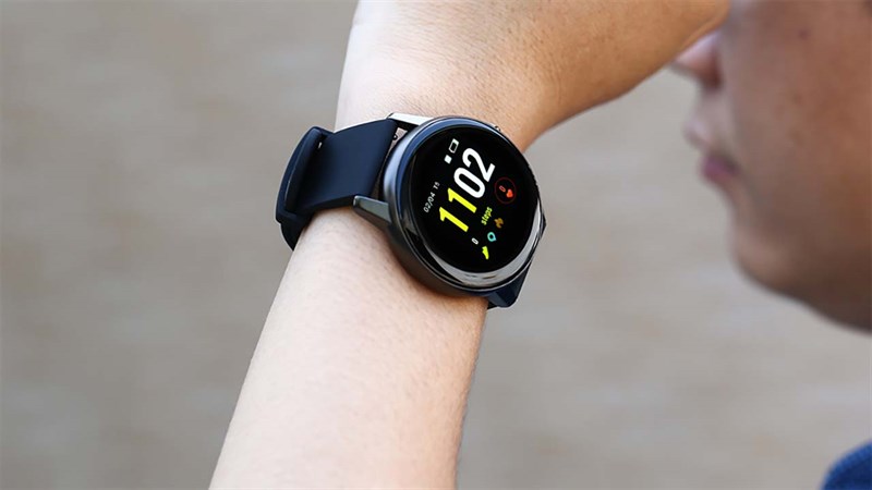 Smartwatch nhà BeU giảm tận 300K dịp lễ hội này, cơ hội mua sắm tiết kiệm đây