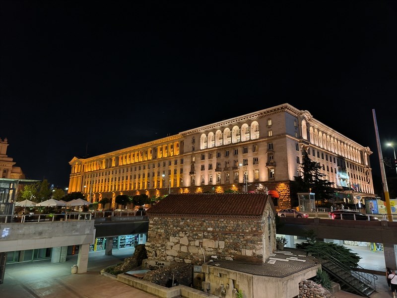 Ảnh chụp bởi camera của OPPO Reno8 Pro trong điều kiện thiếu sáng Ảnh chụp bởi camera của OPPO Reno8 Pro trong điều kiện thiếu sáng