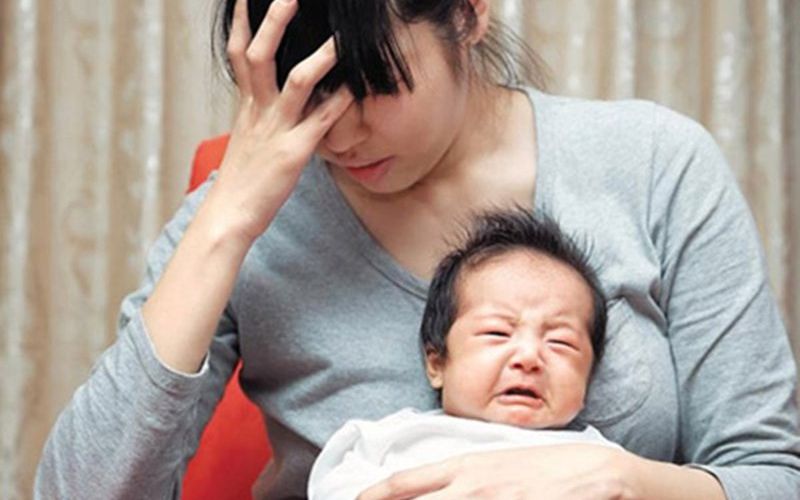 Thiếu ngủ trong thời gian dài sẽ khiến mẹ bỉm tăng cân