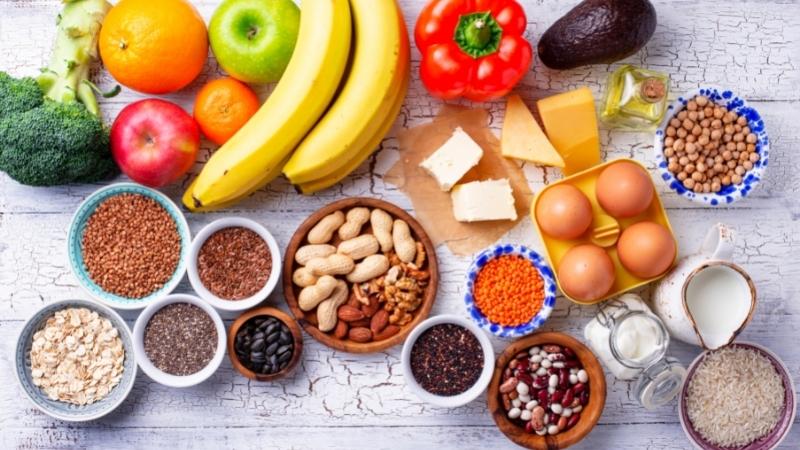 Cung cấp cho trẻ chế độ dinh dưỡng phù hợp