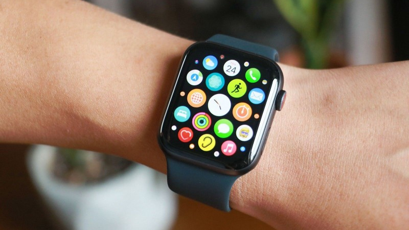 Smartwatch cũ giảm giá cực ngon, Apple Watch tiết kiệm đến 35%