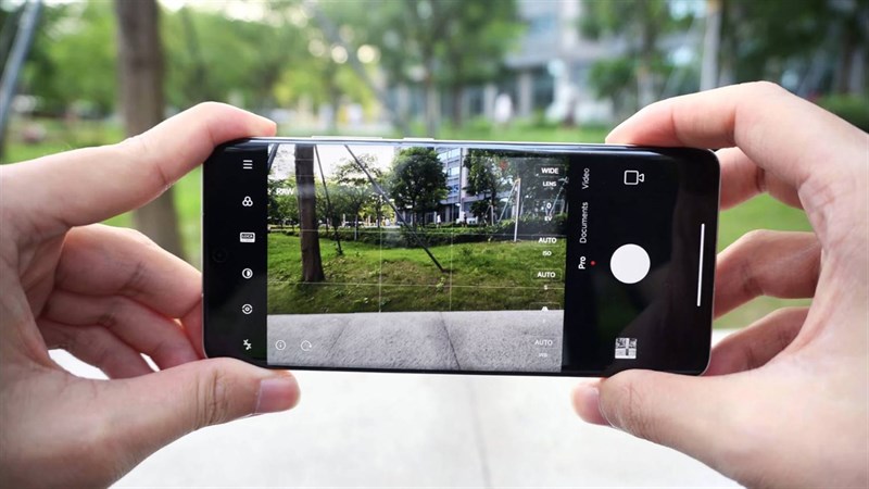 Đánh giá Xiaomi 12S: Ngoại hình nhỏ gọn, hiệu năng mạnh, camera xịn sò Đánh giá Xiaomi 12S: Ngoại hình nhỏ gọn, hiệu năng mạnh, camera xịn sò