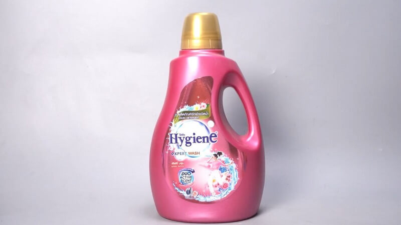 Nước giặt xả Hygiene hồng có thiết kế tinh tế