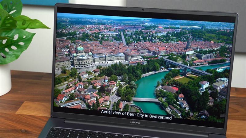 Huawei MateBook D16 được trang bị màn hình IPS với nhiều tính năng hiển thị ấn tượng Huawei MateBook D16 được trang bị màn hình IPS với nhiều tính năng hiển thị ấn tượng