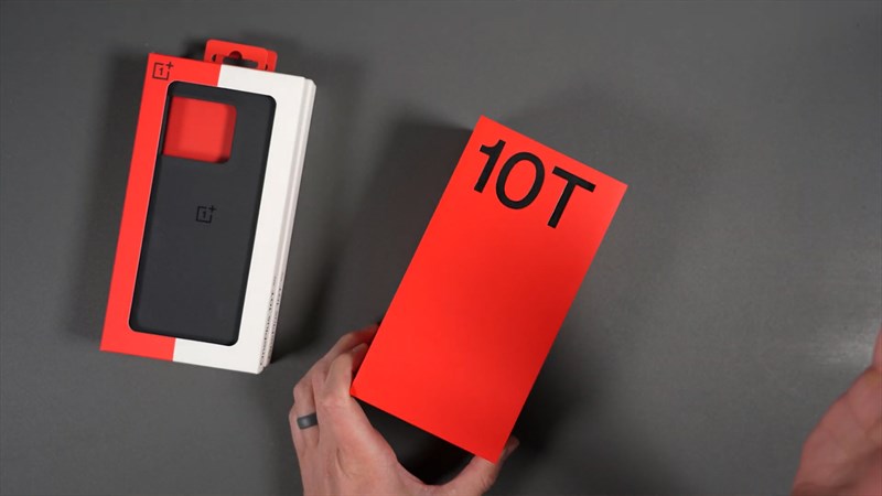 Hộp đựng của OnePlus 10T có thiết kế cực kỳ đơn giản Hộp đựng của OnePlus 10T có thiết kế cực kỳ đơn giản