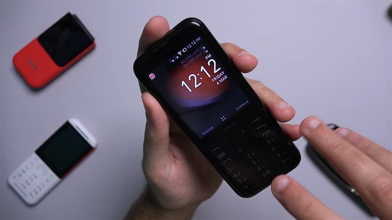 Điện thoại cơ bản ngày nay đã có nhiều cải tiến. Nguồn: TheMrNokia I Abdulla Zaki