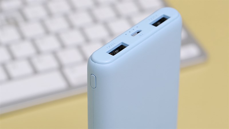 Sản phẩm trang bị 2 cồng ra để có thể sạc nhiều thiết bị cùng một lúc. Sản phẩm trang bị 2 cồng ra để có thể sạc nhiều thiết bị cùng một lúc.