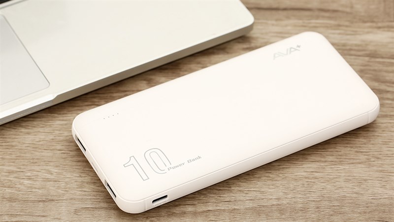 AVA+ PB100S sở hữu dung lượng lớn những trọng lượng cũng vô cùng lý tưởng. AVA+ PB100S sở hữu dung lượng lớn những trọng lượng cũng vô cùng lý tưởng.