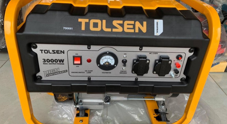 Máy phát điện chạy xăng Tolsen 79991 2800W