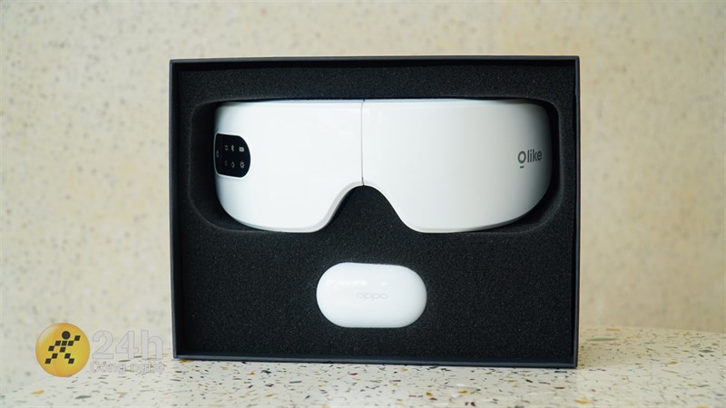 Trên tay bộ quà tặng OPPO Reno8 series