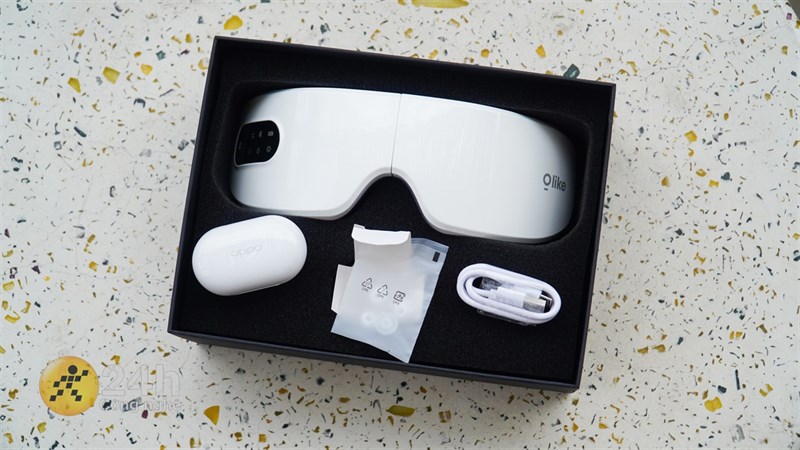 Trên tay bộ quà tặng OPPO Reno8 series