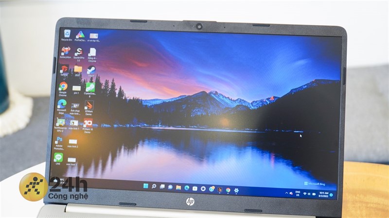 HP 15s fq5078TU còn hỗ trợ khả năng chống chói Anti Glare, một tính năng rất hữu ích với những người thường xuyên mang laptop ra quán cà phê để làm việc. HP 15s fq5078TU còn hỗ trợ khả năng chống chói Anti Glare, một tính năng rất hữu ích với những người thường xuyên mang laptop ra quán cà phê để làm việc.
