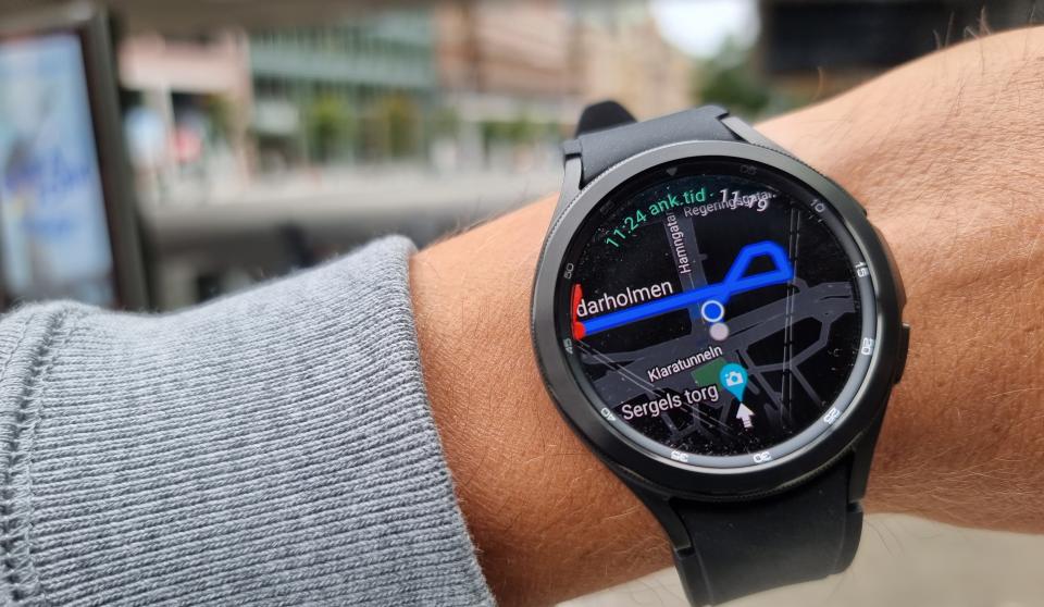 Có nên mua Galaxy Watch 5? Lý do nên mua ngay smartwatch mới nhất từ nhà Samsung > Được hỗ trợ kết nối GPS dễ dàng xác định vị trí