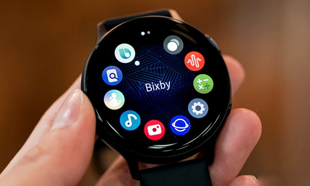 Có nên mua Galaxy Watch 5? Lý do nên mua ngay smartwatch mới nhất từ nhà Samsung > Tích hợp trợ lý ảo Bixby như các dòng tiền nhiệm