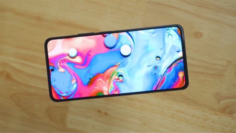 Viền dưới màn hình của Redmi K50 Pro cũng rất hẹp nên trông gọn gàng và đẹp hơn. Viền dưới màn hình của Redmi K50 Pro cũng rất hẹp nên trông gọn gàng và đẹp hơn.