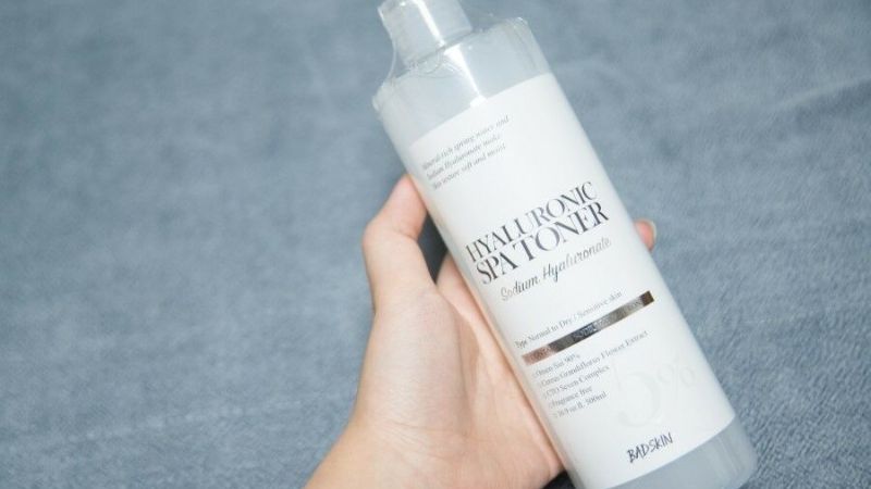 Hướng dẫn sử dụng toner BADSKIN Hyaluronic Spa Toner