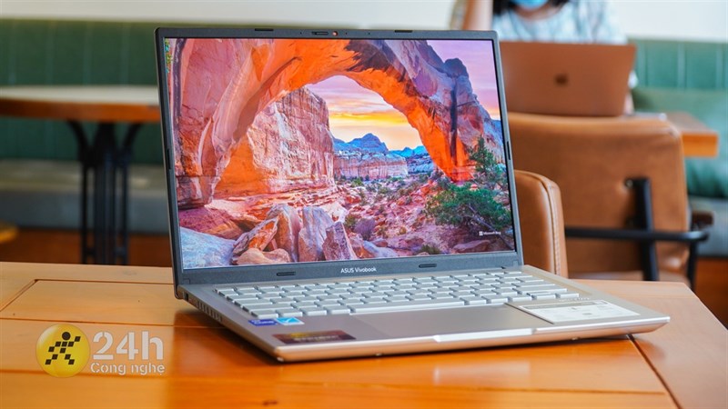 Màn hình OLED trên Vivobook 14X OLED đẹp thật sự các bạn ạ. Màn hình OLED trên Vivobook 14X OLED đẹp thật sự các bạn ạ.