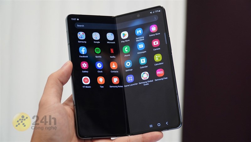 Trên tay Galaxy Z Fold4