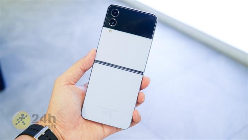 Galaxy Z Flip7 có khả năng sẽ sở hữu dòng chip mới và mạnh mẽ nhất ở thời điểm ra mắt, có thể là Snapdragon 8 Gen 3.