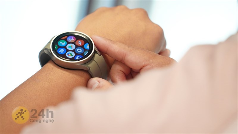 Galaxy Watch5 Pro được trang bị thêm tính năng chuyên biệt so với Galaxy Watch5 Galaxy Watch5 Pro được trang bị thêm tính năng chuyên biệt so với Galaxy Watch5