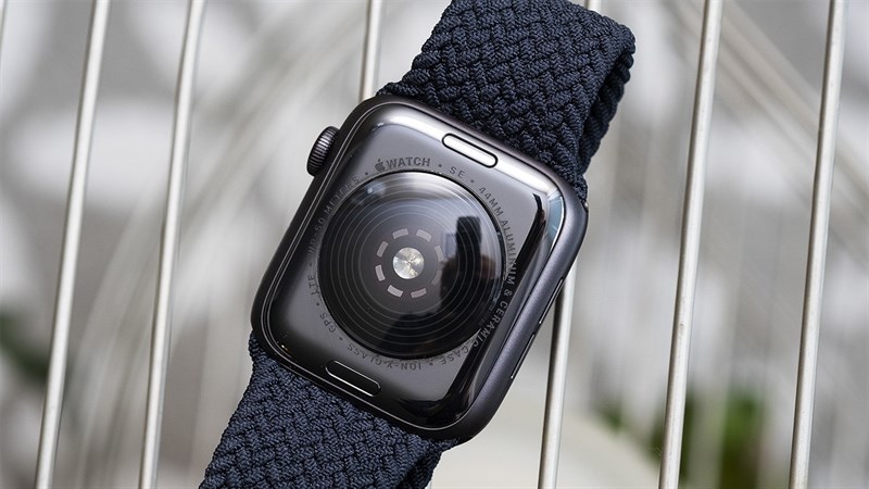 Apple Watch SE 2 sẽ sở hữu tính năng đo điện tâm đồ ECG xịn sò