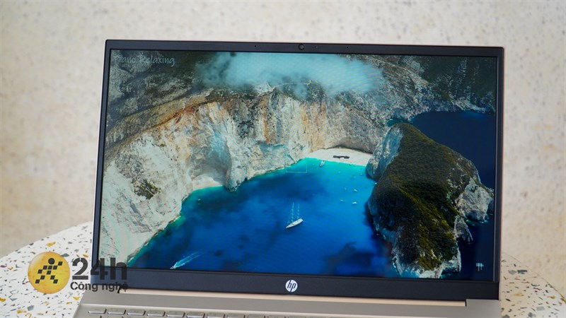 Màn hình của HP Pavilion 15 2022 có kích thước lớn lên đến 15.6 inch cùng độ phân giải là Full HD. Màn hình của HP Pavilion 15 2022 có kích thước lớn lên đến 15.6 inch cùng độ phân giải là Full HD.