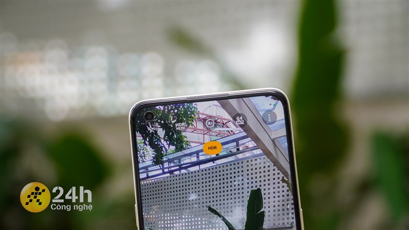 OPPO Reno8 cũng được trang bị camera trước có độ phân giải 32 MP.