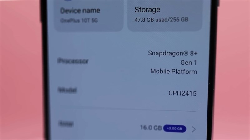 OnePlus 10T được cung cấp hiệu suất từ chip Snapdragon 8+ Gen 1