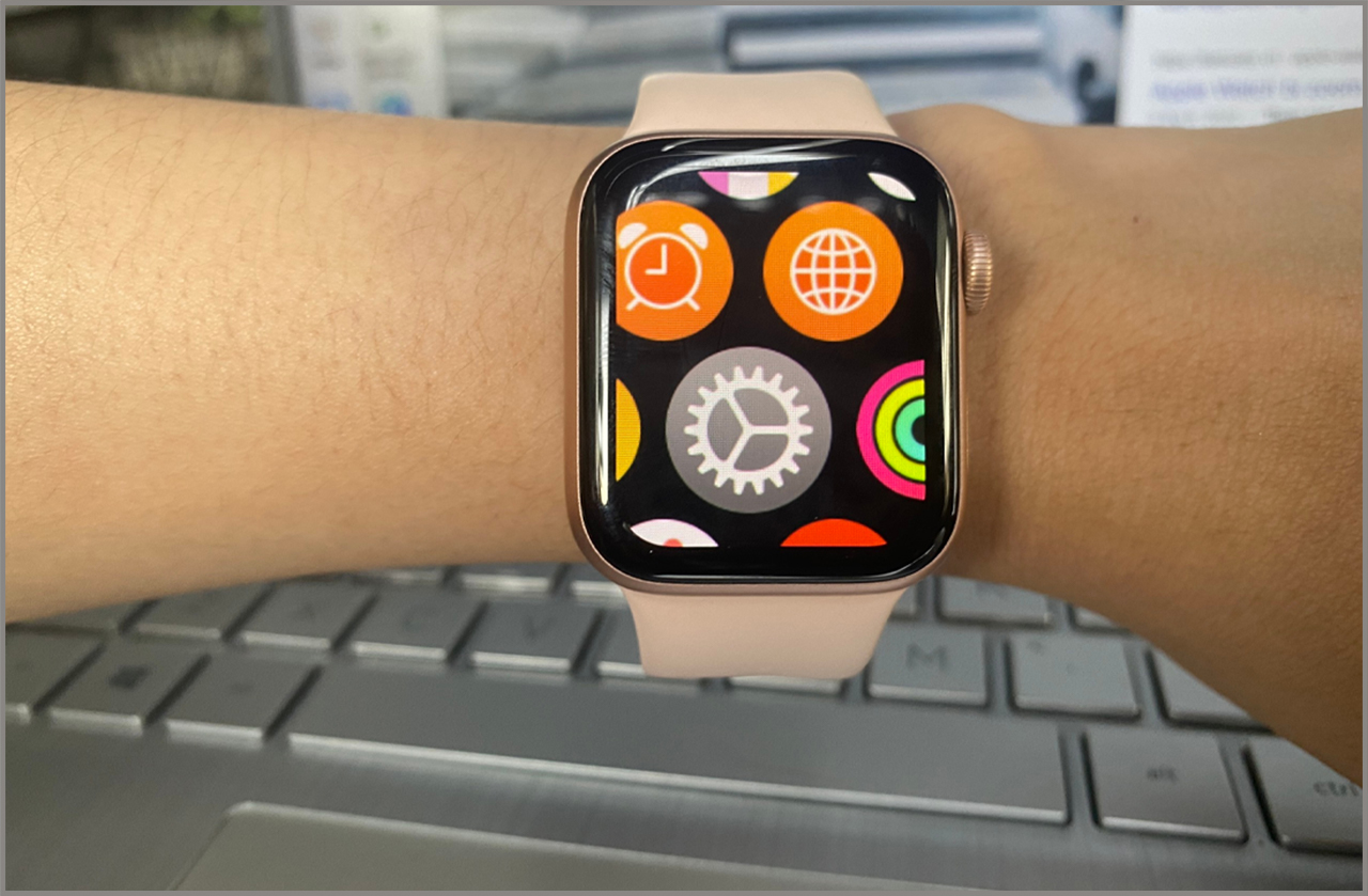 Cách thu phóng trên Apple Watch