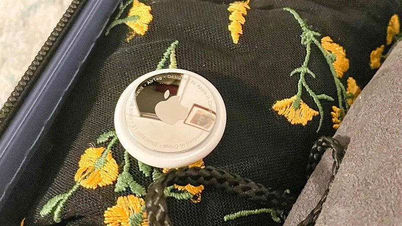 AirTag giúp cảnh sát tìm lại hành lý bị đánh cắp