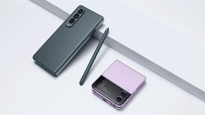 Galaxy Z Fold4 và Galaxy Z Flip4 Galaxy Z Fold4 và Galaxy Z Flip4