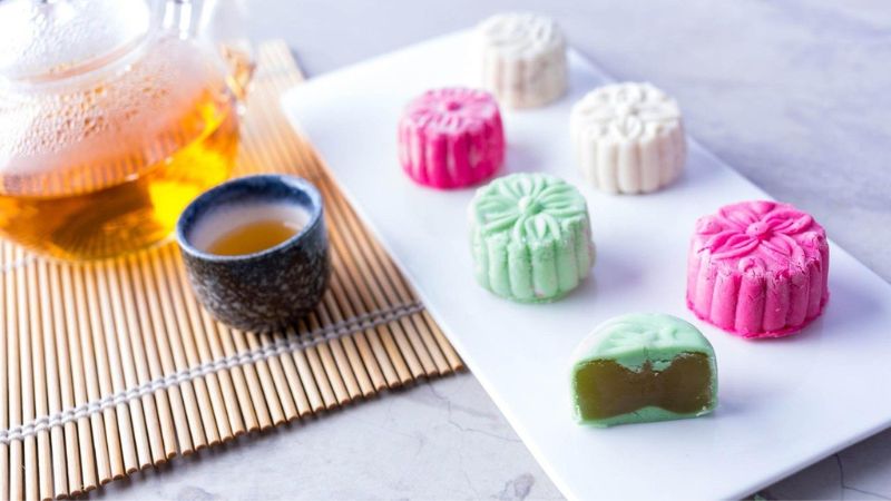 Ombre mooncakes