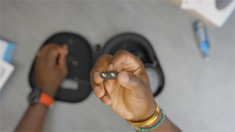 Trên tay Sennheiser Momentum 4 Wireless