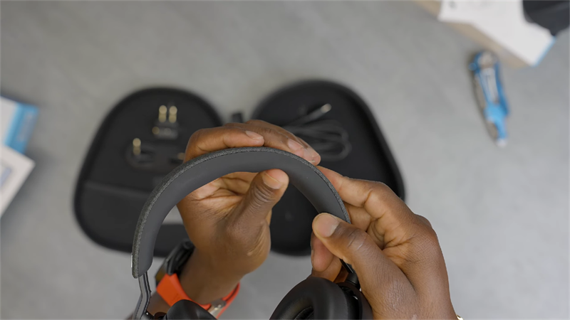 Sennheiser Momentum 4 Wireless