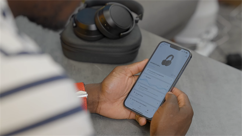 Sennheiser Momentum 4 Wireless