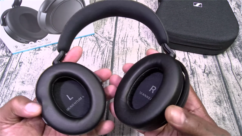 Sennheiser Momentum 4 Wireless