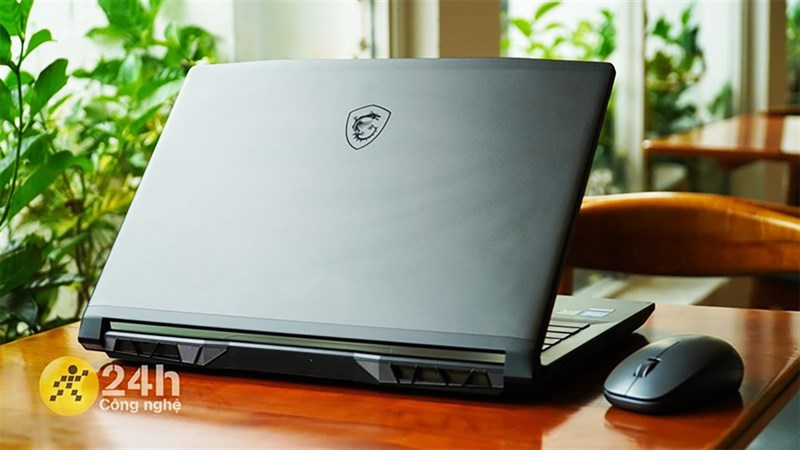 Các mẫu laptop chạy chip Core i7 hội tụ trong chương trình Back to school