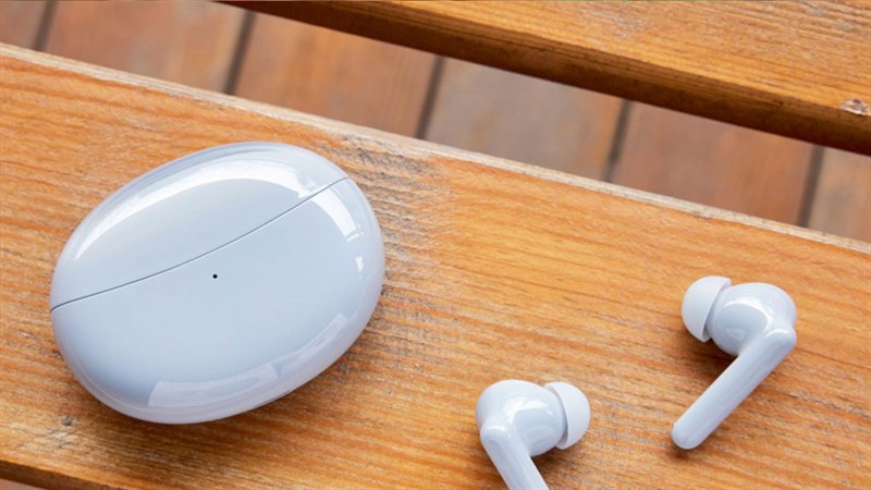 OPPO Enco Air2 Pro dễ dàng mang đến những âm trầm sâu đầy cuốn hút. OPPO Enco Air2 Pro dễ dàng mang đến những âm trầm sâu đầy cuốn hút.