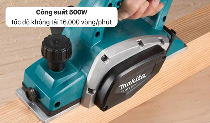 Máy bào gỗ Makita M1902B 500W sở hữu công suất 500W mạnh mẽ cùng tốc độ không tải 16.000 vòng/phút Máy bào gỗ Makita M1902B 500W sở hữu công suất 500W mạnh mẽ cùng tốc độ không tải 16.000 vòng/phút