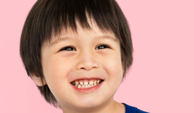 5 thói quen gây hại đến răng của trẻ mà bố, mẹ nào cũng nên biết