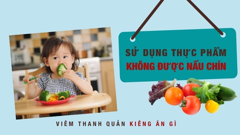 Bạn có thể thay rau sống bằng một ly sinh tố hoặc nước ép để giảm bớt tình trạng khó nuốt khi bị viêm thanh quản