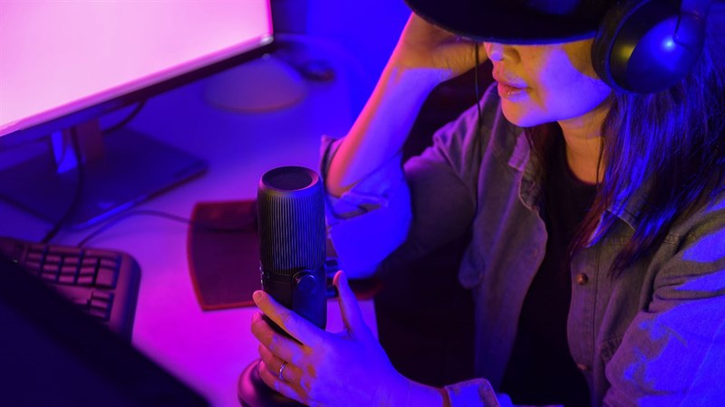 Sửa lỗi hệ thống tắt tiếng Micro trên máy tính