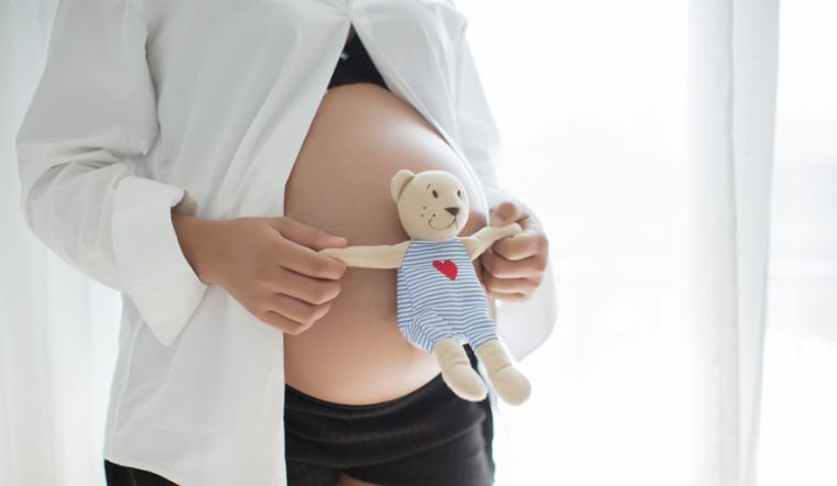  Thai to - con nặng trên 3,5kg mẹ bầu cần lưu ý những điều gì