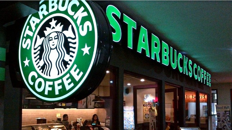 Bánh trung thu Starbuck 2022 có ngon không? Giá bán?