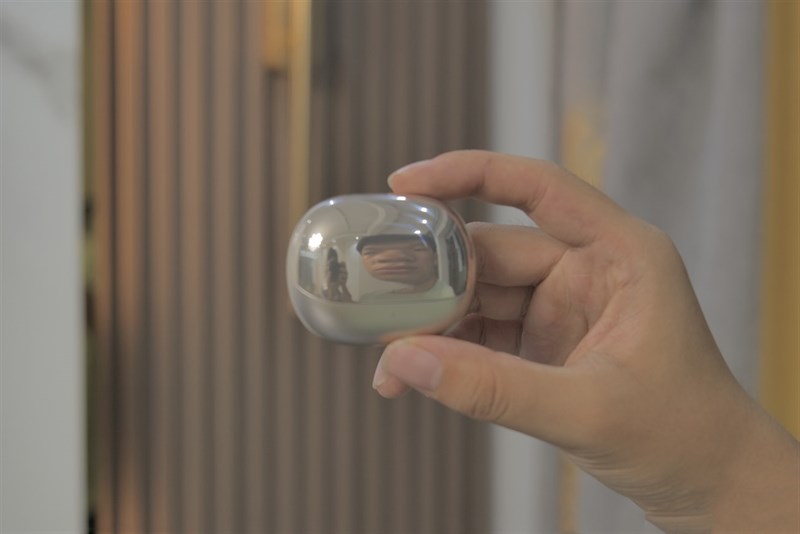 Trên tay Xiaomi Buds 4 Pro Trên tay Xiaomi Buds 4 Pro