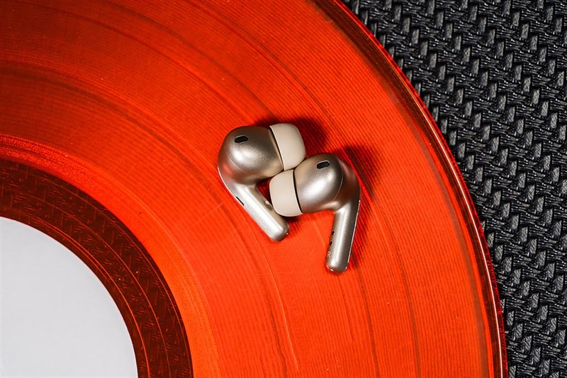 Trên tay Xiaomi Buds 4 Pro Trên tay Xiaomi Buds 4 Pro