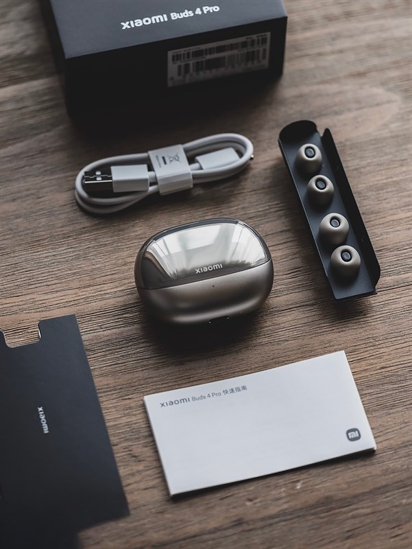 Trên tay Xiaomi Buds 4 Pro Trên tay Xiaomi Buds 4 Pro