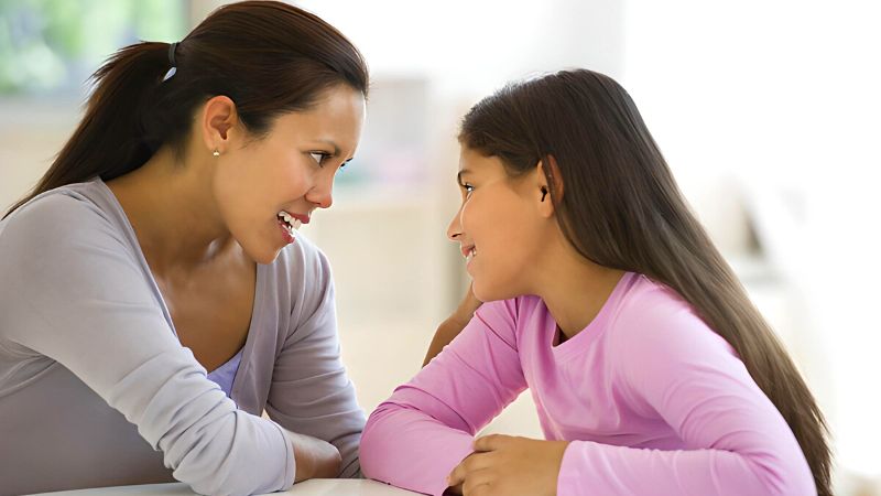 Hỏi thăm con bằng câu “Hôm nay con....” Hỏi thăm con bằng câu “Hôm nay con....”