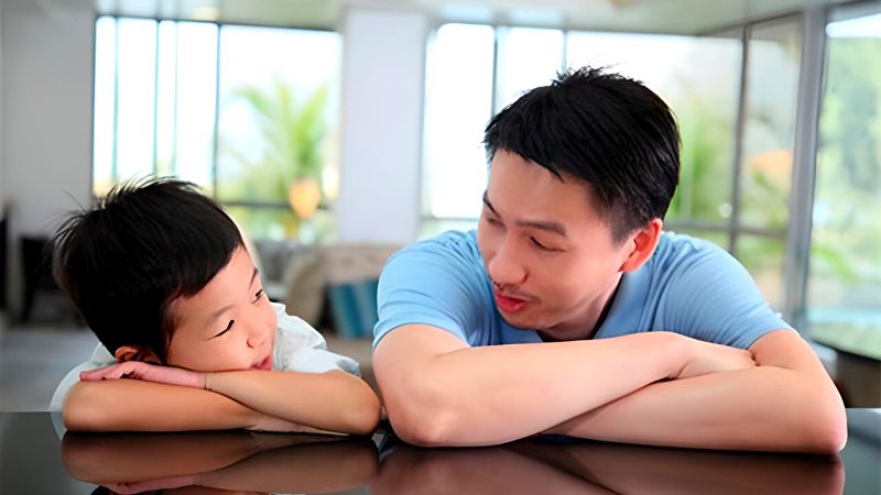 “Không ai sinh ra đã biết hết tất cả, con chỉ cần cố gắng hơn nữa” “Không ai sinh ra đã biết hết tất cả, con chỉ cần cố gắng hơn nữa”