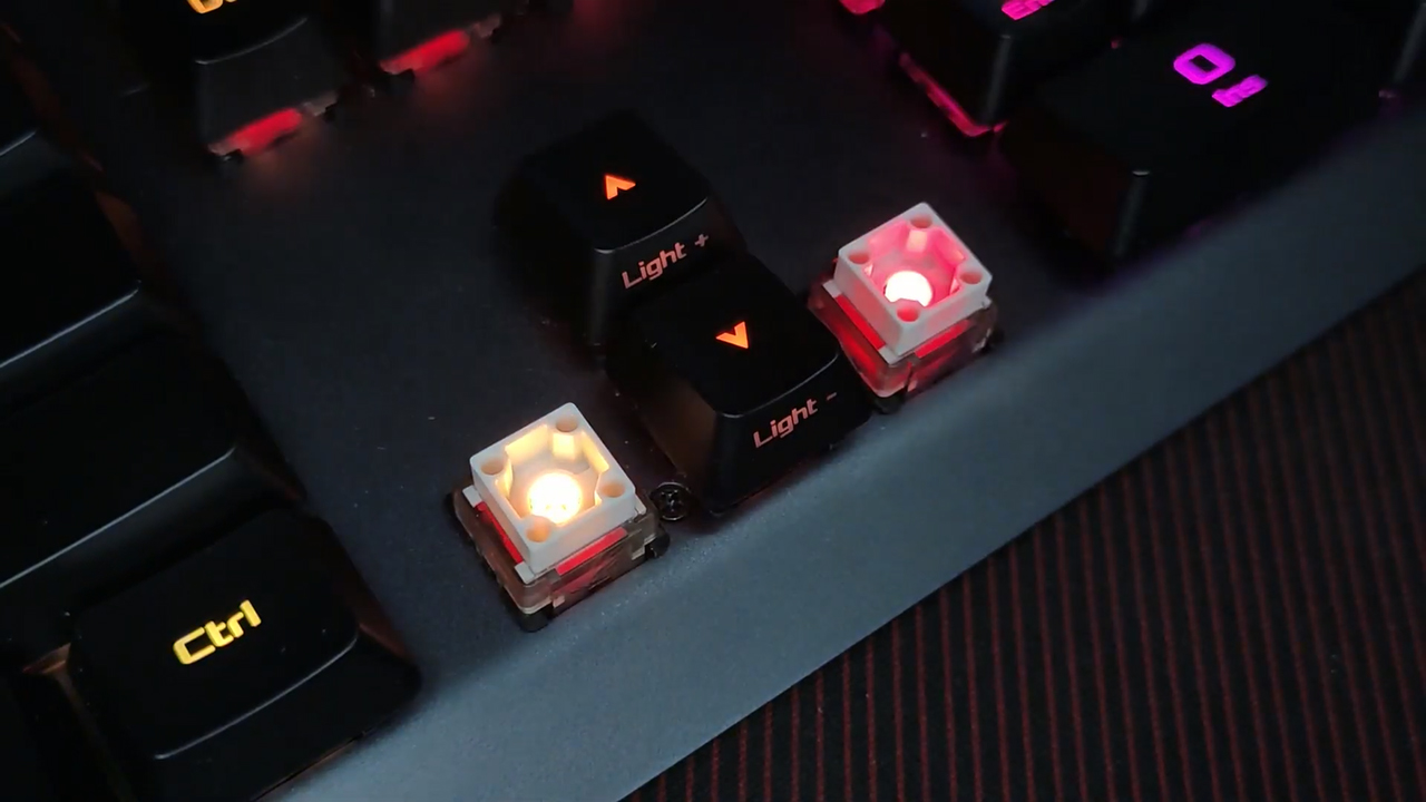 Trên tay ASUS ROG Strix Scope RX: Thiết kế đẹp mắt, switch ROG RX